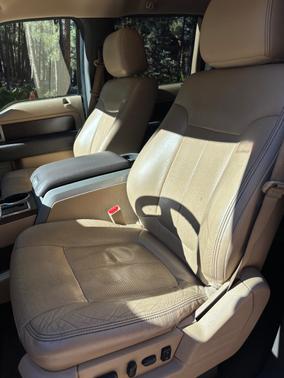 2012 Ford F-150 Lariat