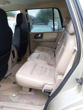 2004 Ford Expedition XLT