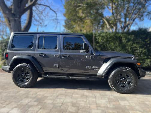 2018 Jeep Wrangler Unlimited Sport