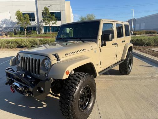 Beige 2017 Jeep Wrangler Unlimited Rubicon