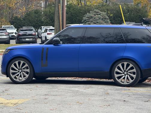 2025 Land Rover Range Rover P400 SE LWB 7 Seat