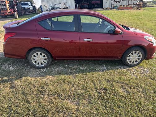 2018 Nissan Versa 1.6 SV