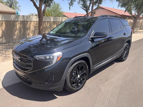 Black 2019 GMC Terrain SLE