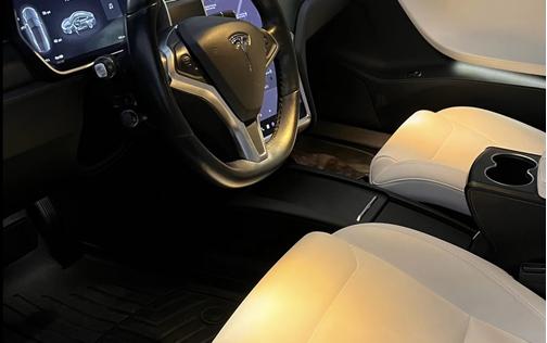 2018 Tesla Model S 75D