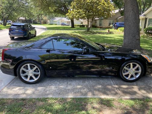 Black 2006 Cadillac XLR Base