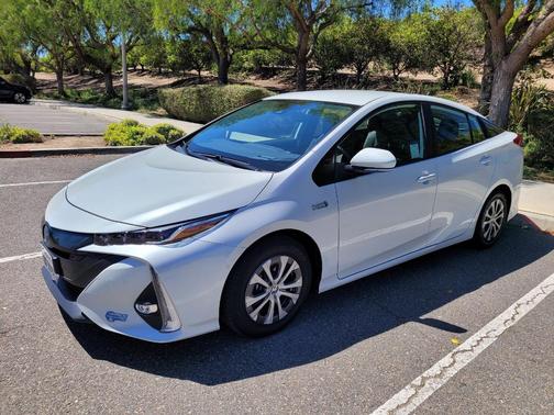 White 2021 Toyota Prius Prime Limited