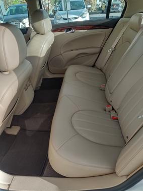 White 2007 Buick Lucerne CXS