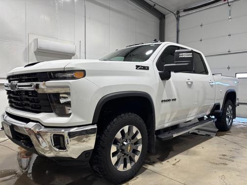 2024 Chevrolet Silverado 2500 LT