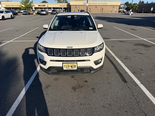 White 2017 Jeep New Compass Latitude