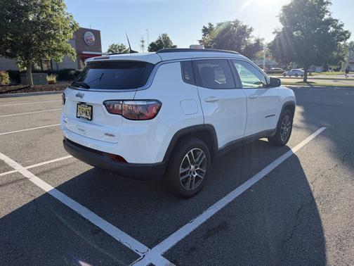 White 2017 Jeep New Compass Latitude