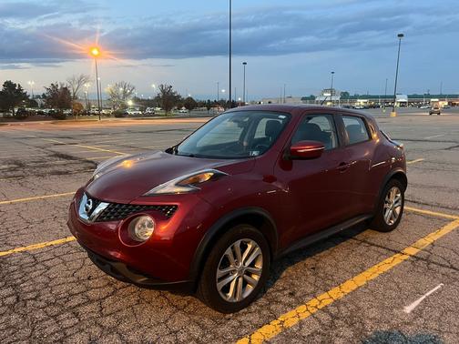 2016 Nissan Juke S