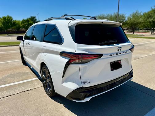 2023 Toyota Sienna XSE