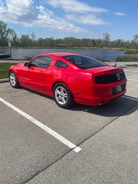 Red 2014 Ford Mustang V6