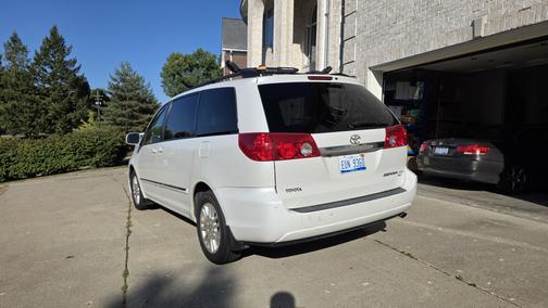 2008 Toyota Sienna XLE