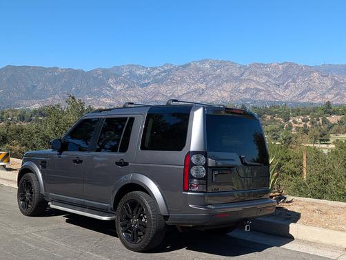 Gray 2016 Land Rover LR4 HSE