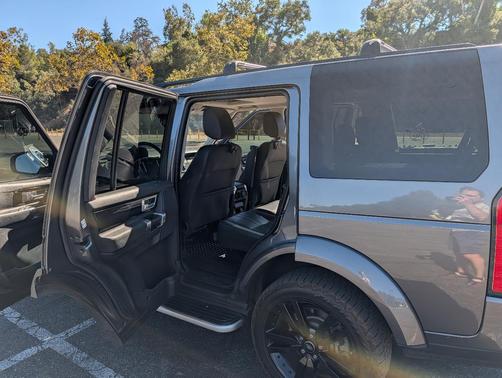 Gray 2016 Land Rover LR4 HSE