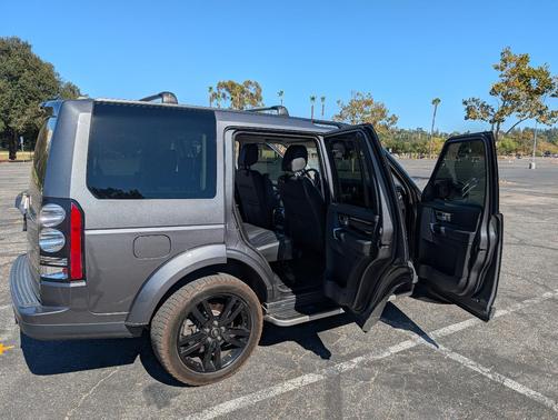 Gray 2016 Land Rover LR4 HSE