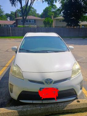 White 2014 Toyota Prius Three