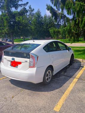 White 2014 Toyota Prius Three