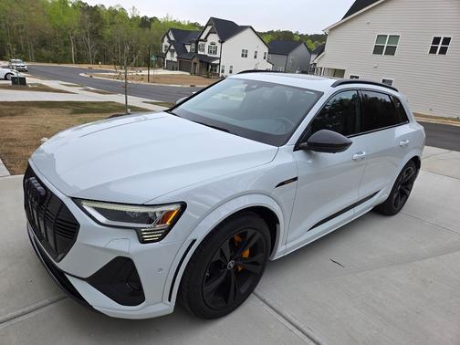 White 2022 Audi e-tron S Premium Plus