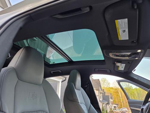 White 2022 Audi e-tron S Premium Plus