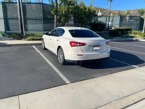 2016 Maserati Ghibli Base