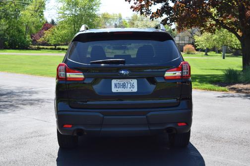Black 2019 Subaru Ascent Base 8-Passenger