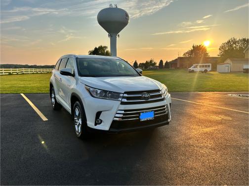 2019 Toyota Highlander Hybrid Limited Platinum