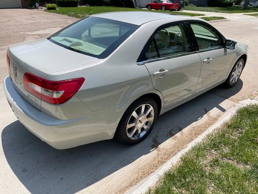 2006 Lincoln Zephyr Base