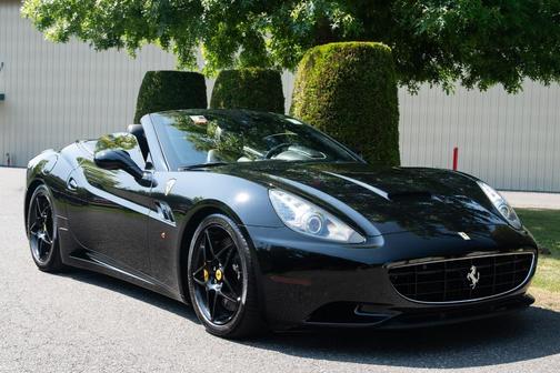 Black 2013 Ferrari California Base