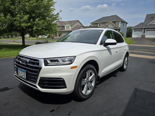 2019 Audi Q5 2.0T Premium Plus