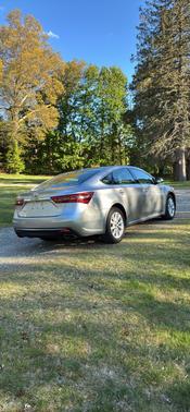 Silver 2016 Toyota Avalon XLE