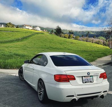 2011 BMW 335 is