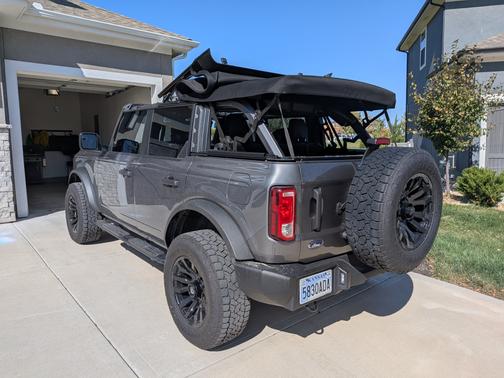 2023 Ford Bronco Base