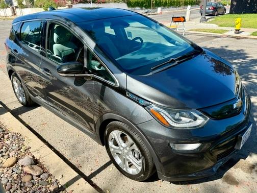 Gray 2018 Chevrolet Bolt EV LT