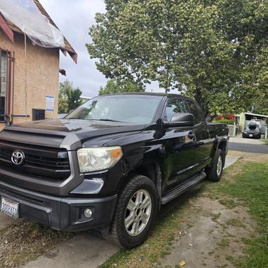 2014 Toyota Tundra SR5
