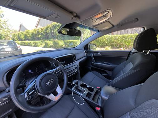 Gray 2021 Kia Sportage LX