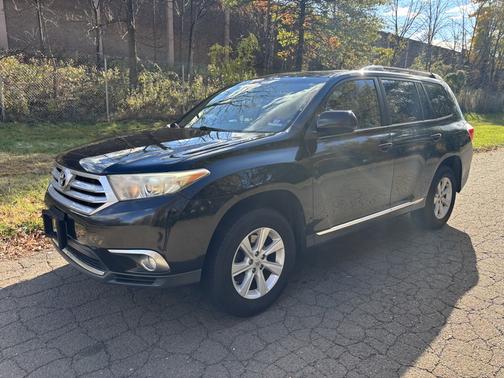 2013 Toyota Highlander SE