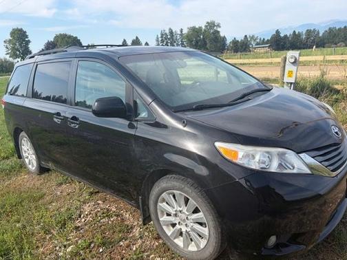 Black 2014 Toyota Sienna XLE