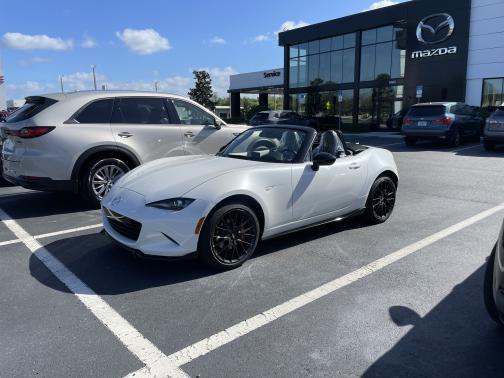 2024 Mazda MX-5 Miata Club