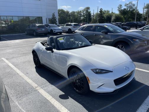 2024 Mazda MX-5 Miata Club