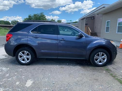Blue 2013 Chevrolet Equinox 1LT