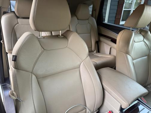 2017 Acura MDX 3.5L w/Technology Package