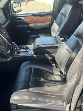 2017 Lincoln Navigator L Select