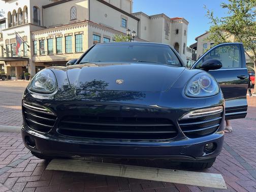 2013 Porsche Cayenne Base