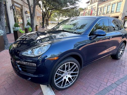 2013 Porsche Cayenne Base