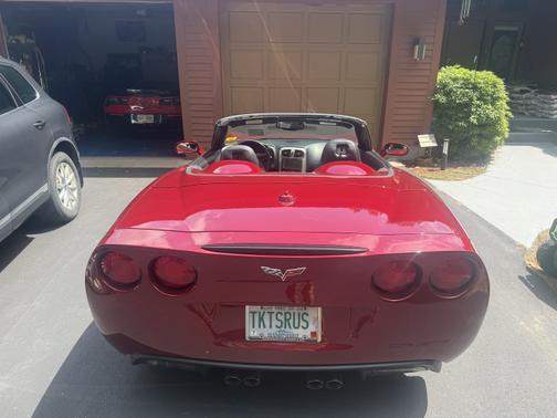 2005 Chevrolet Corvette Base