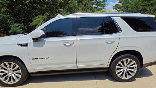 White 2023 GMC Yukon Denali