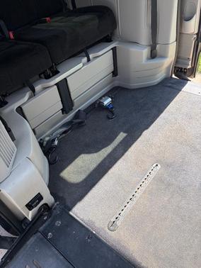 Blue 2014 Dodge Grand Caravan SXT