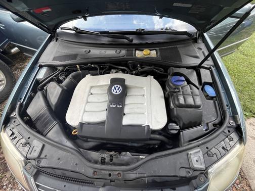 2003 Volkswagen Passat W8 4Motion